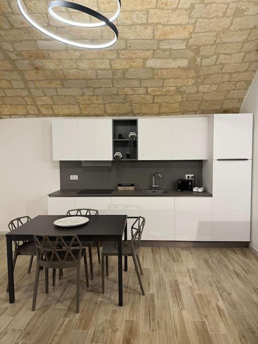 Mediterranean House Bari Buitenkant foto